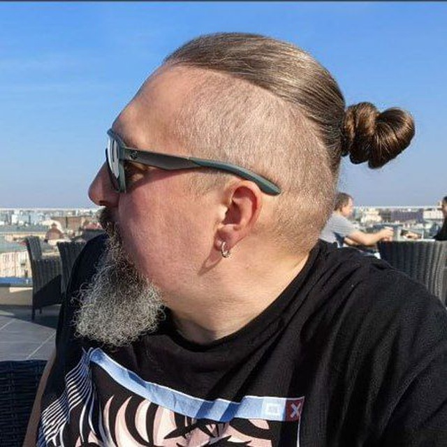 Иван Ахматов